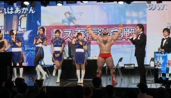 춘리 코스프레 대회 결승.gif | 인스티즈