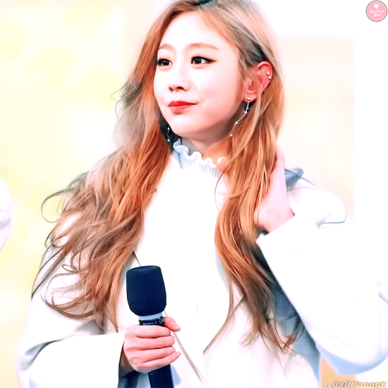 [러블리즈] 미니빔을 갖고싶은 마음이 들어서 지수 | 인스티즈