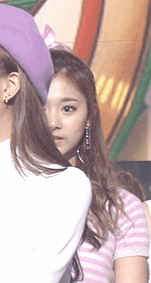 칼 타이밍.gif | 인스티즈