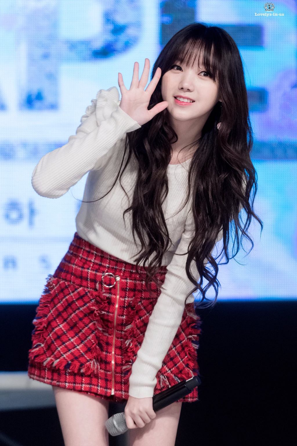 [러블리즈] 졸업하기 위해서는 보고서를 써야해서 케이 | 인스티즈