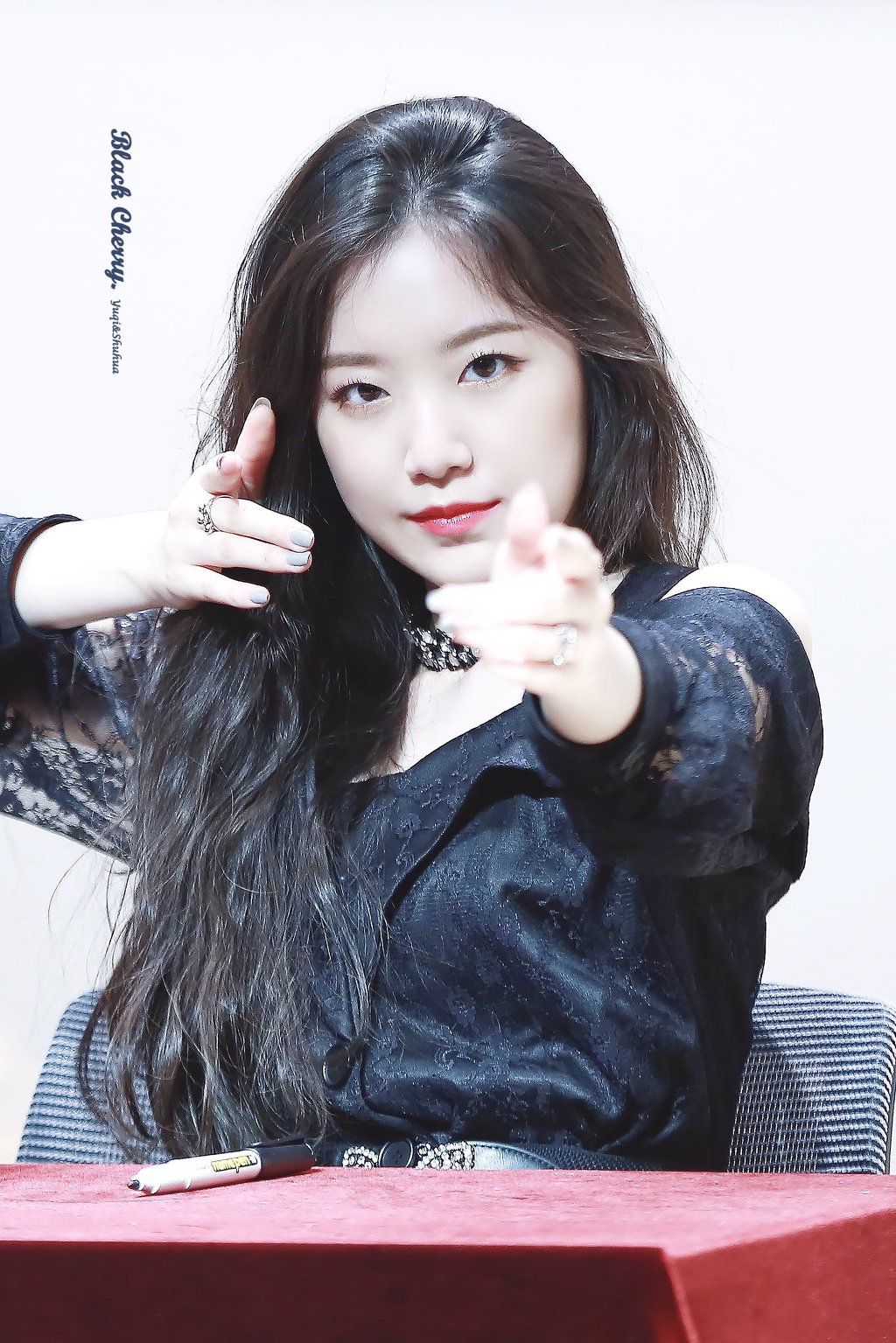 (여자)아이들의 백설공주 슈화.jpgif (161장) | 인스티즈