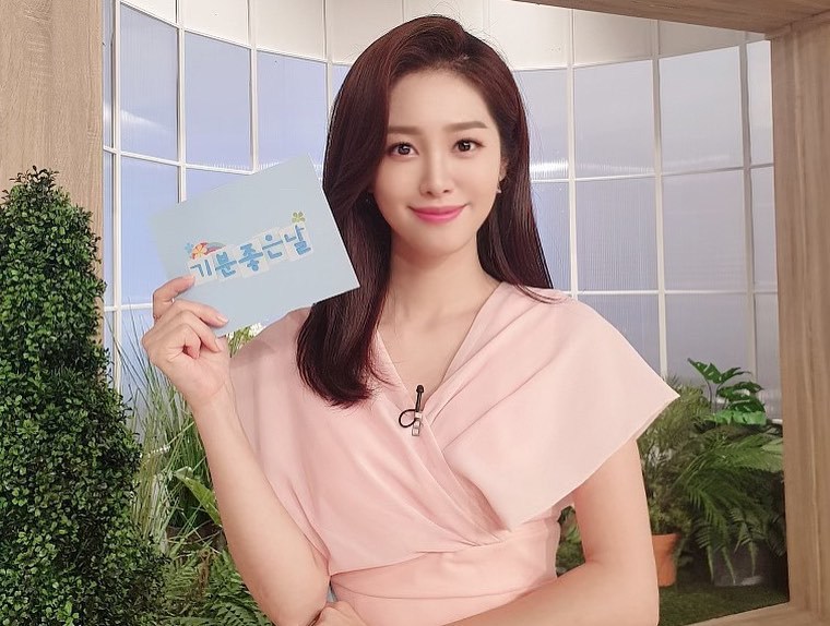 국민이묻는다에 나온 박연경 아나운서 | 인스티즈