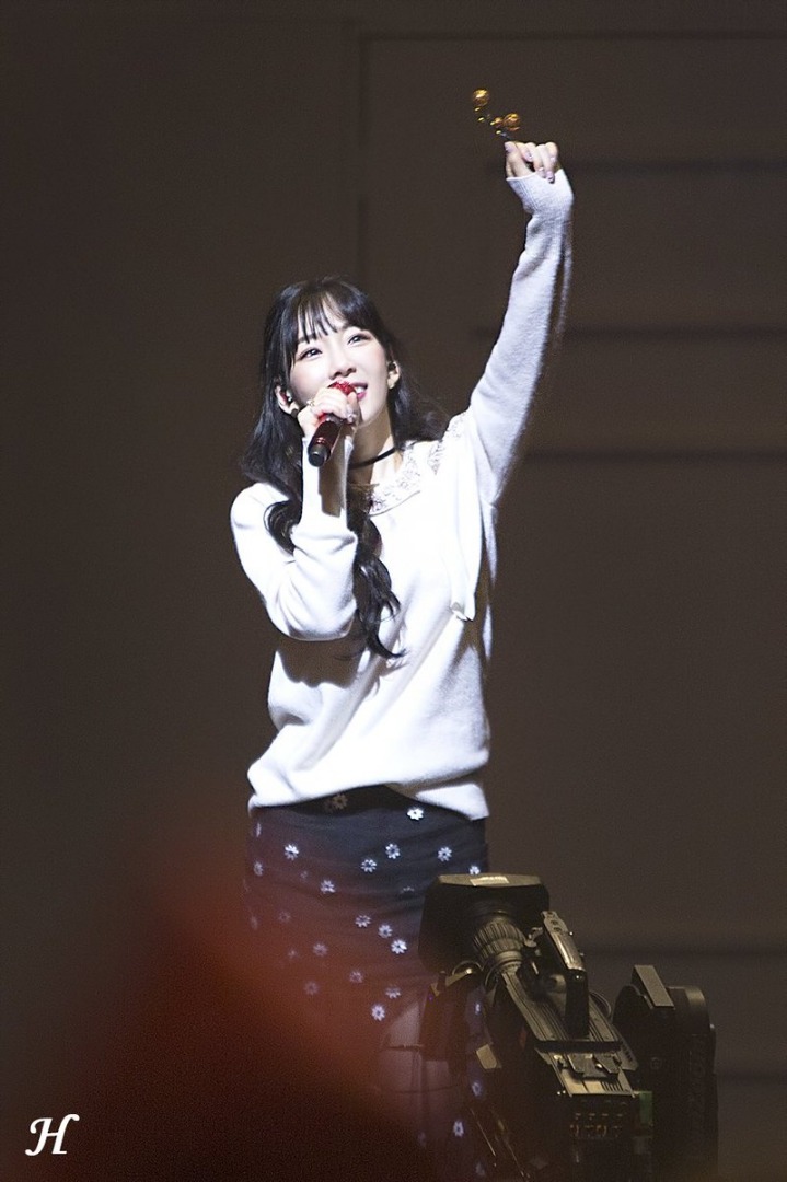 ??: 태연이 이제 서른이라고? | 인스티즈