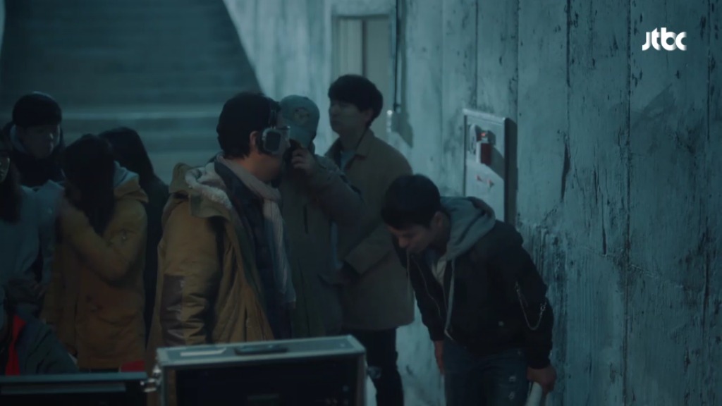 [으라차차와이키키] 손짓으로 말하는 박성웅 | 인스티즈