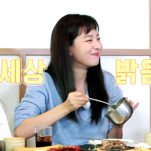 [레드벨벳] 게장맛을 아는 멤버와 모르는 멤버.gif | 인스티즈