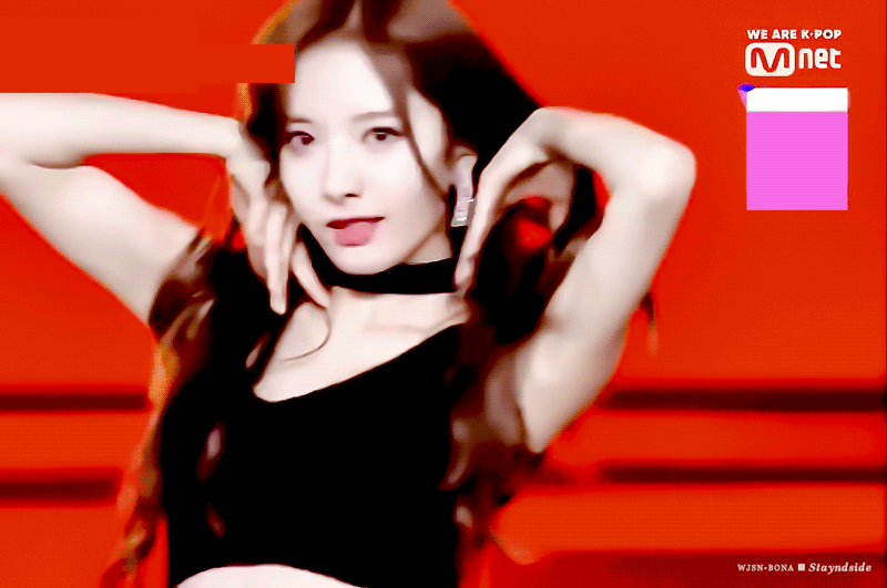ㄹㅇ루다가 섹시한 우주소녀 보나.gif | 인스티즈