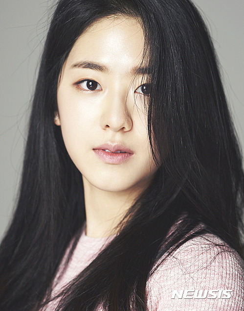 박혜수vs지우 | 인스티즈