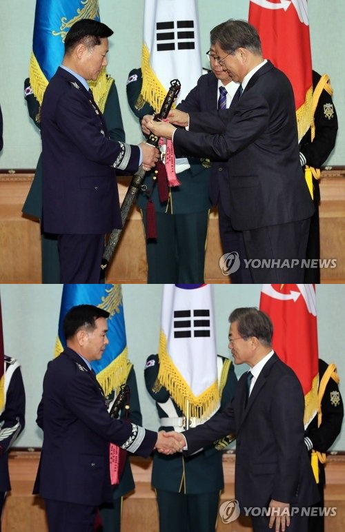 문 대통령 군 장성급 승진자 및 보직 신고식 | 인스티즈