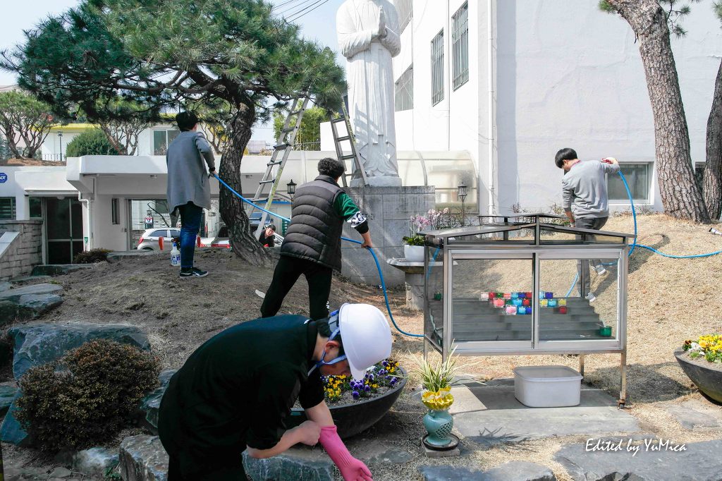 성지계단청소 이미지