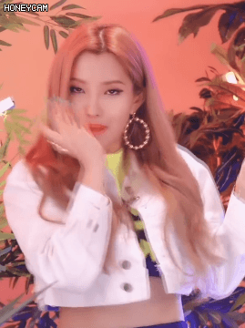 지금 현재 난리난 sm에서 나오는 역대급 여돌 콜라보.gif | 인스티즈
