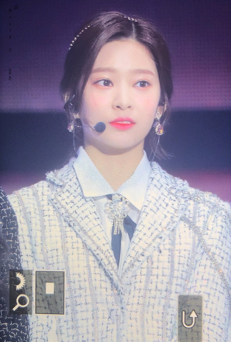 프리뷰로 보는 오늘자 아이즈원 김민주.jpg | 인스티즈