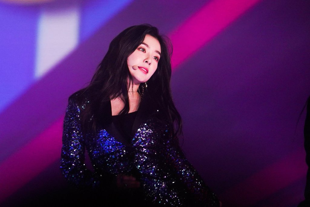 블링블링한 의상입은 아이린.jpgif | 인스티즈